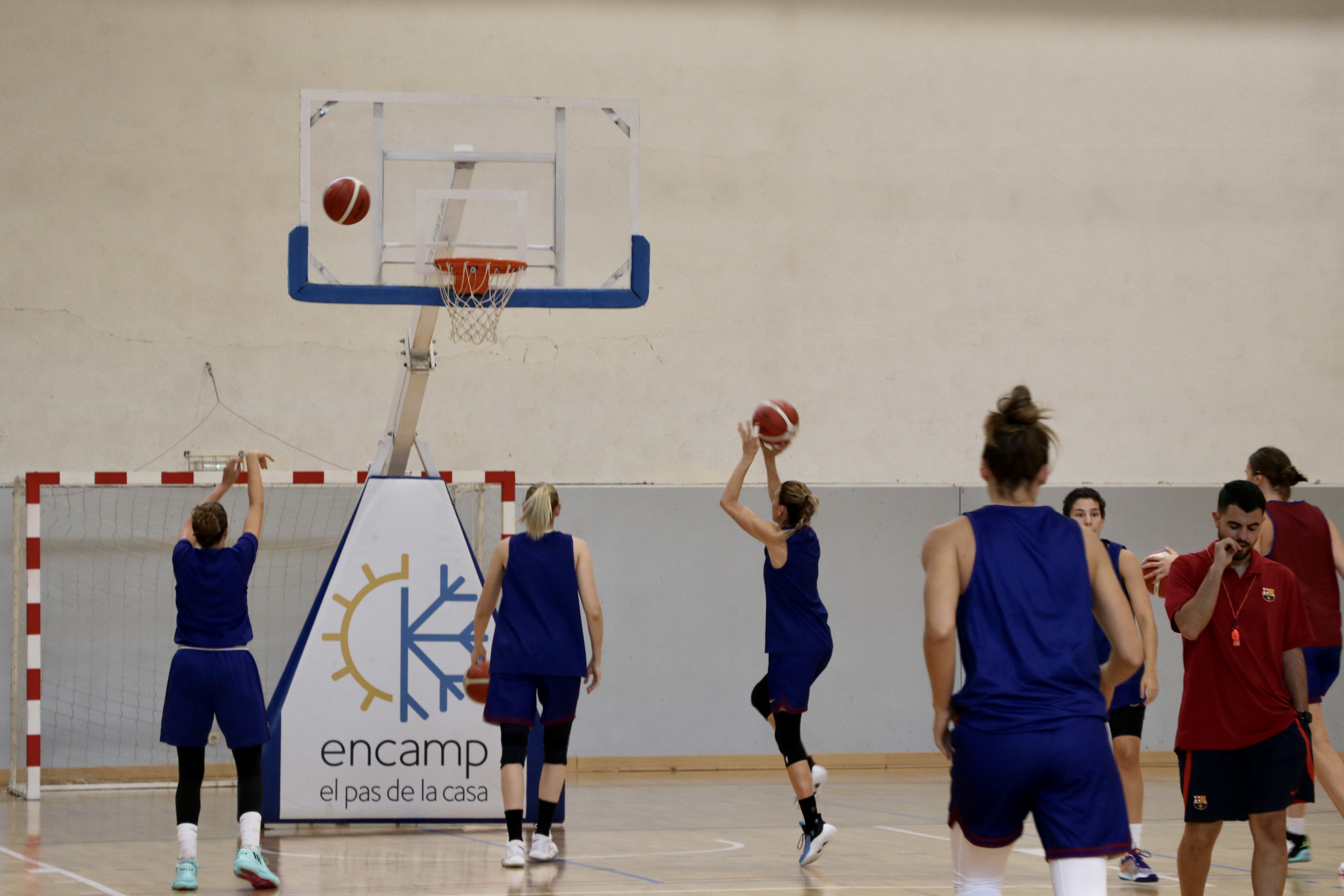 Recepció Barça CBS de bàsquet femení a Encamp