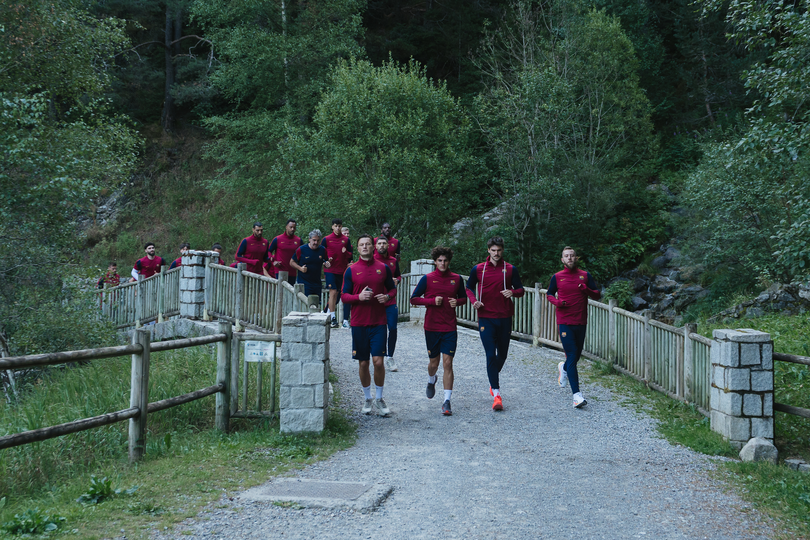20260811_estadabarçahandbol_orientaciópardines RcalvoperComuEncamp6.jpg