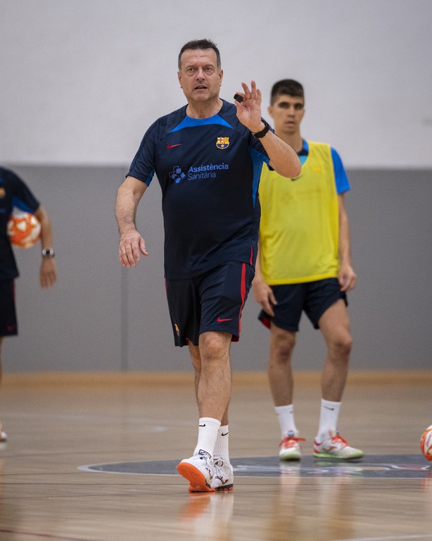 Recepció del Comú d'Encamp i el Barça de futbol sala a Encamp. Agost 2022