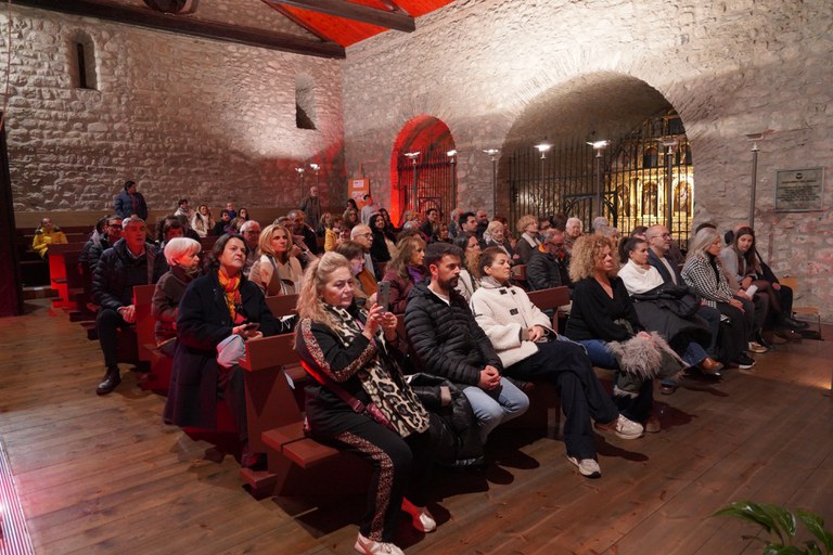 20251208 sibilaencampalguer @comuencamp-8.jpg