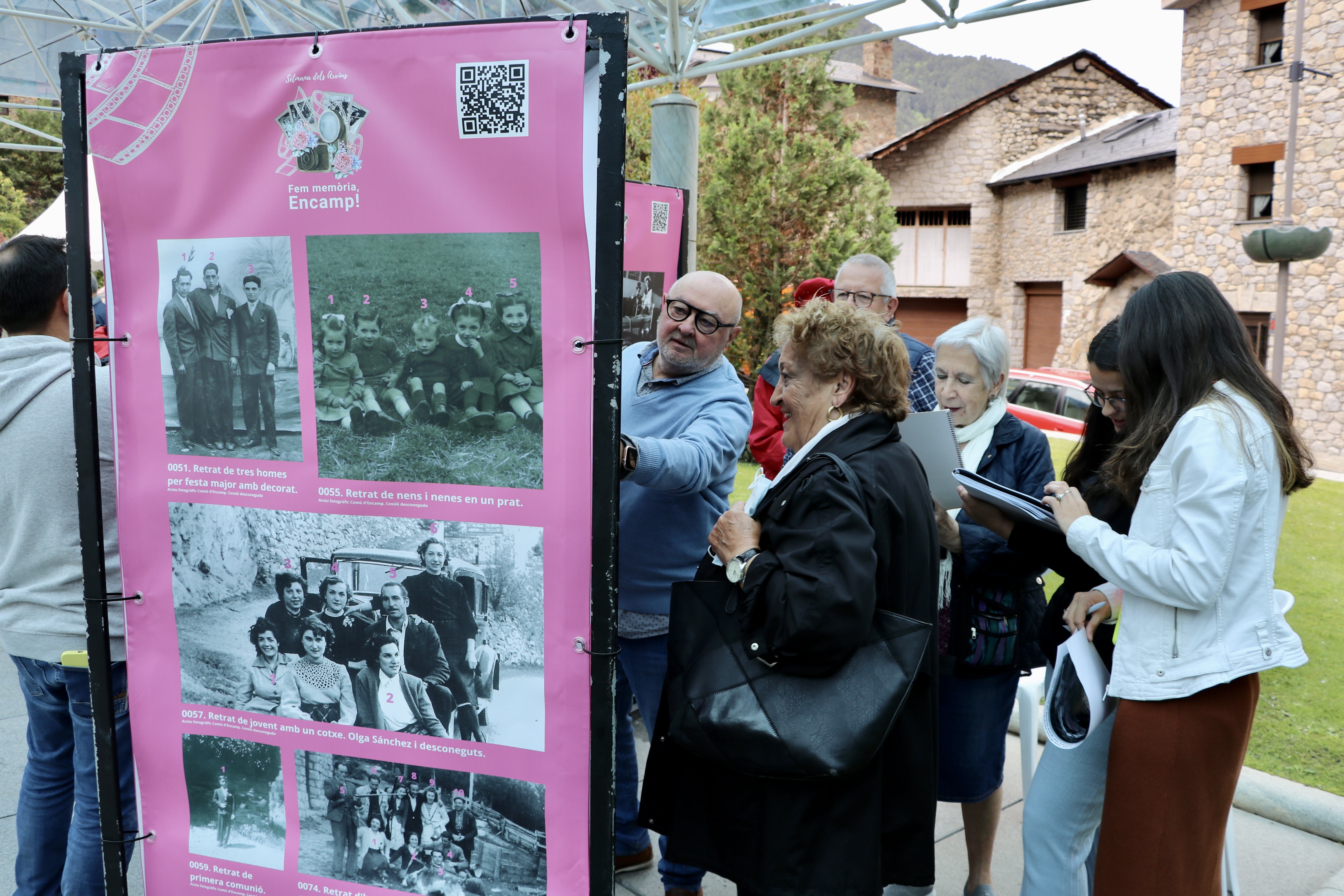 Fem memòria, Encamp! - Exposició a la plaça dels Arínsols.