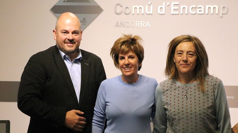 2n apartaments ENC - Lourdes Mas.JPG