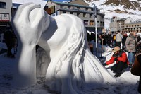 El Concurs d’escultures de neu del Pas de la Casa celebra 20 edicions amb 24 artistes aquest cap de setmana