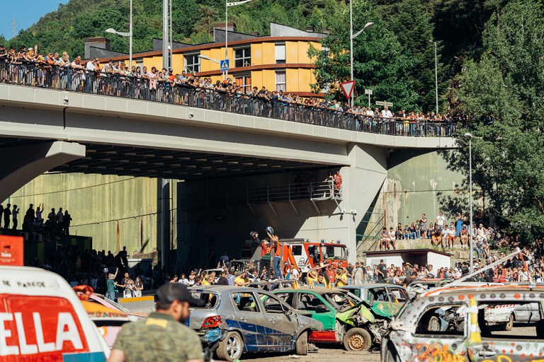 20240623 crash car @ComuEncampRubenCalvo (19).jpg