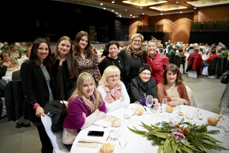 Dinar de Nadal de la gent gran a Encamp