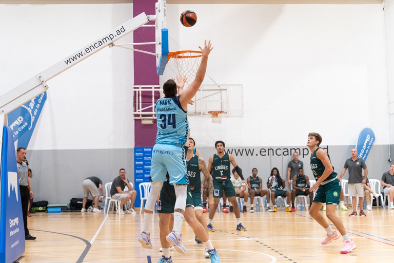 V Trofeu Encamp de bàsquet partit entre el BC MoraBanc Andorra i el Limoges CSP / Foto de: DaniSpeedy per Comú Encamp-MoraBanc Andorra