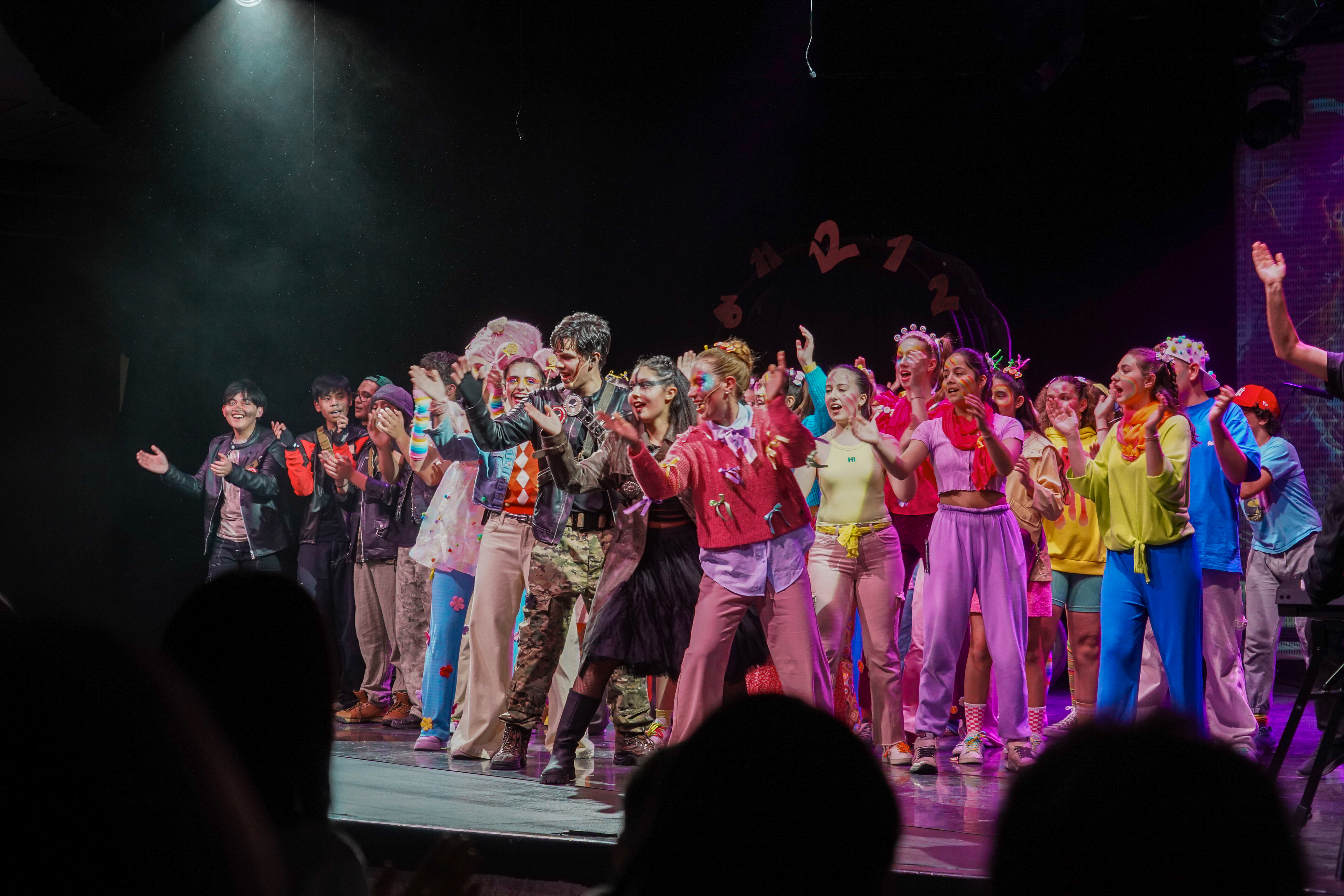 20250518 Musical L'ombra dels colors @ComuEncamp