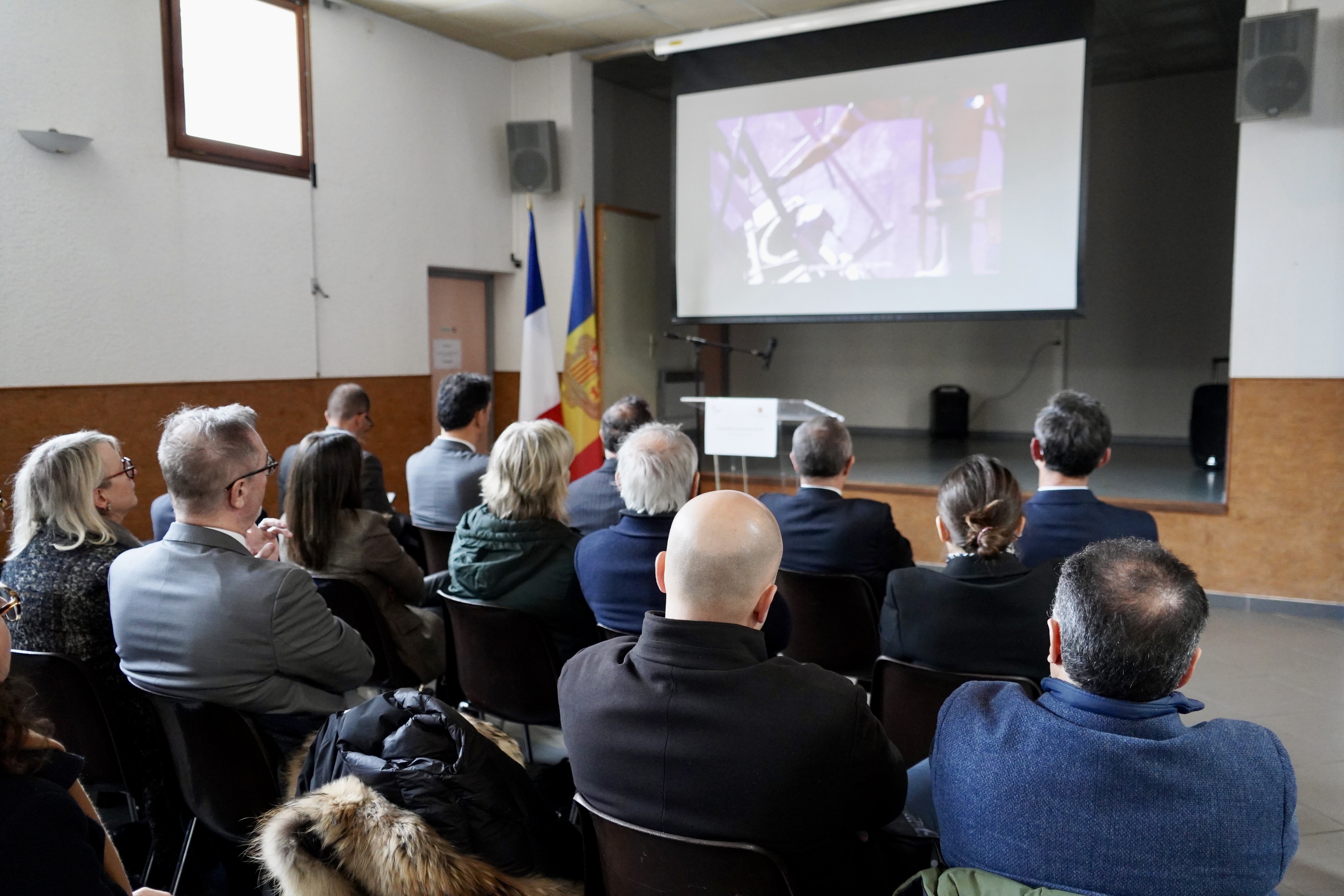 20251124_Inauguracio Parallaus Ospitalet @ComuEncamp (80).jpg