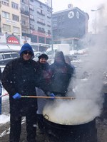 El Pas de la Casa celebra l'escudella de Sant Antoni amb neu i fred