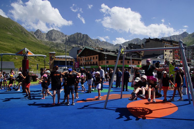 Iauguració parc infantil Ieti El Pas de la Casa