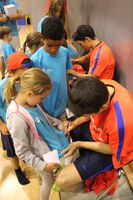  Els infants dels esports d'estiu d'Encamp coneixen els jugadors del FC Barcelona Lassa 
