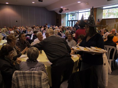Tots Sants gent gran-003.JPG.