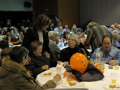 Tots Sants gent gran-012.JPG.
