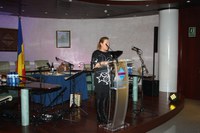 Els versos d'Estellés i David Pérez omplen la sala del Consell d’Encamp 