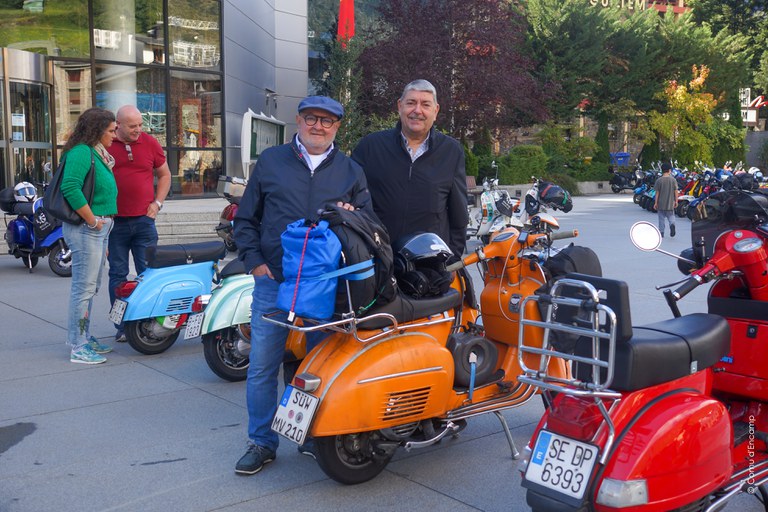 Trobada scooters. Cloenda Encamp. Foto: ComuEncamp