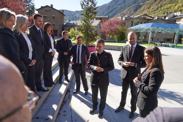 Primera visita oficial del copríncep episcopal a Encamp