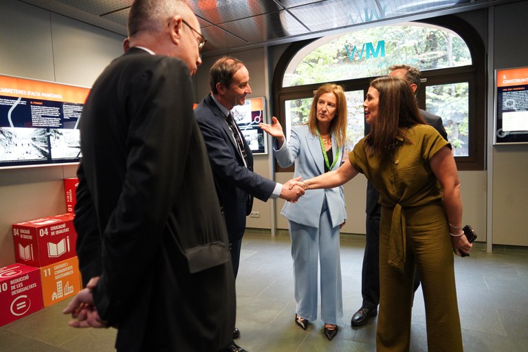 Visita copríncep Macron. SCM @ComuEncamp
