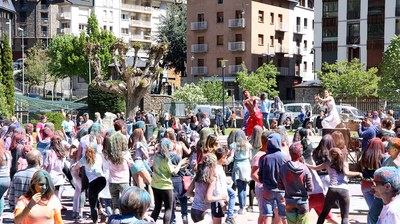 Festa Holi Encamp-025.jpg.