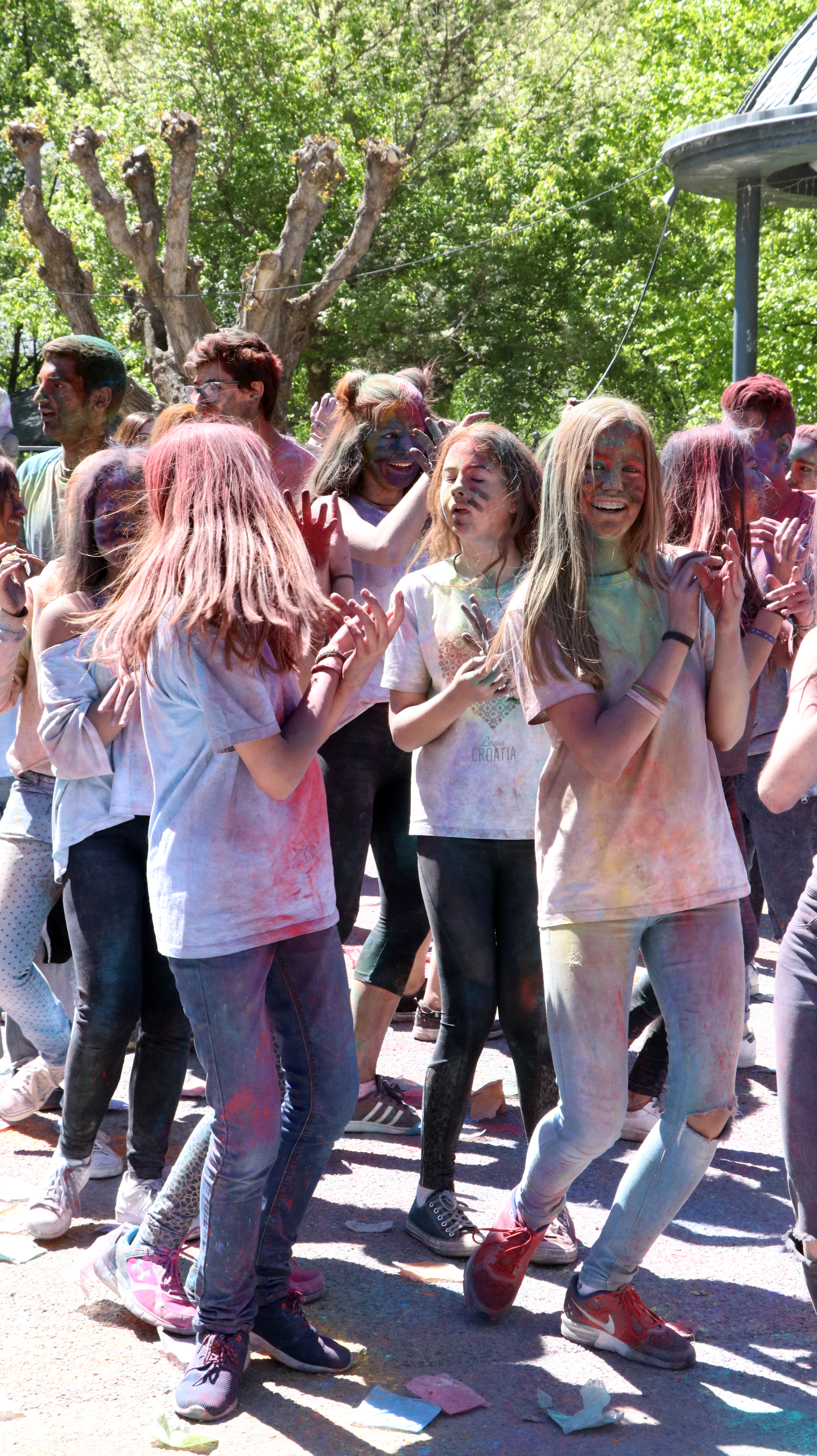 Festa Holi Encamp-026.jpg