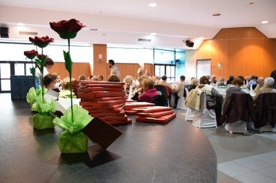 Dinar de Sant Jordi de la gent gran.
