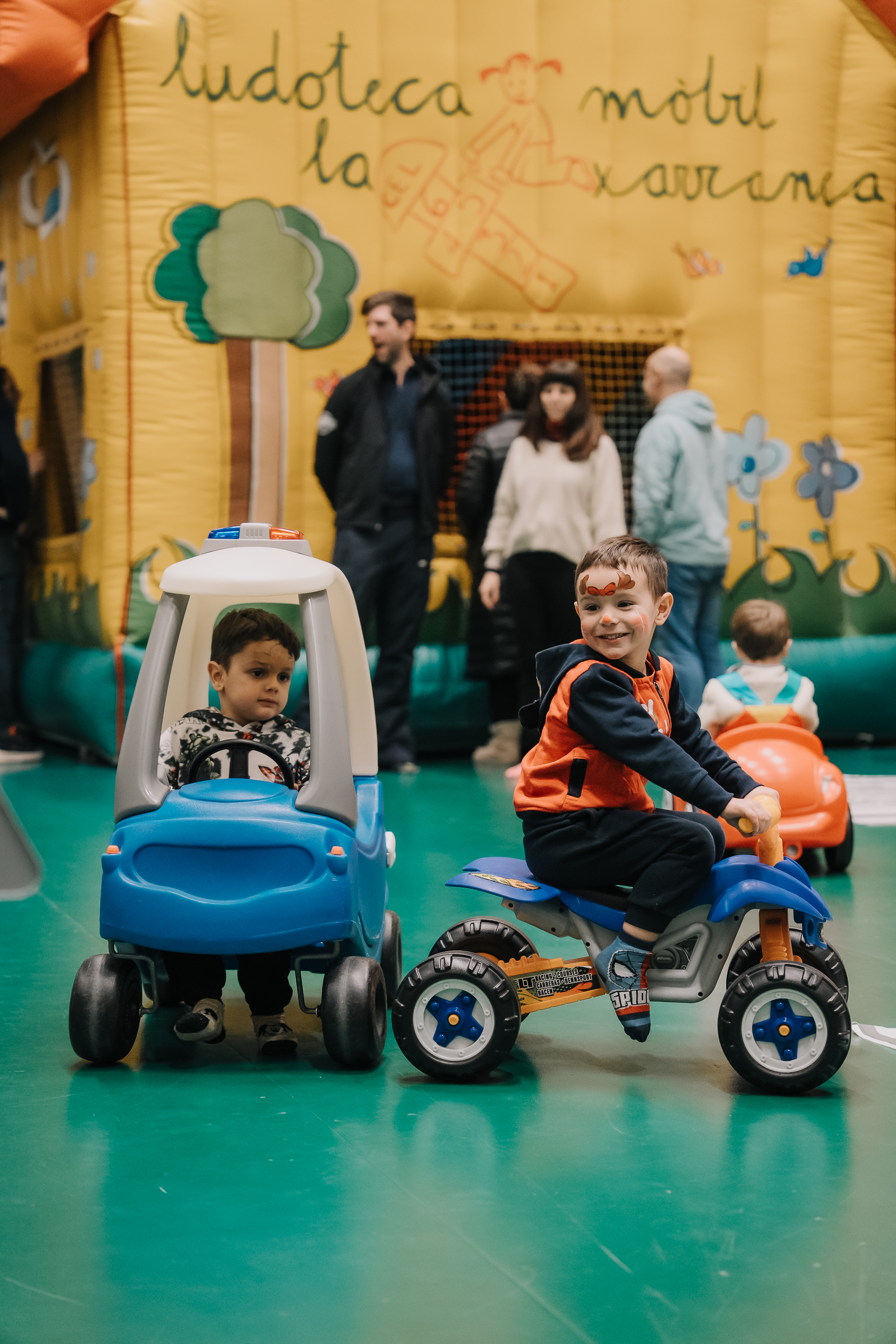 20251227 saloinfanciaencamp @RCAudiovisuals per ComuEncamp (27).jpg