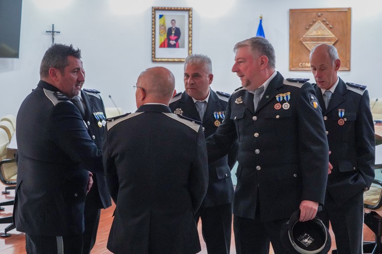 20241015 Medalles agents circulacio @ComuEncamp (110).jpg