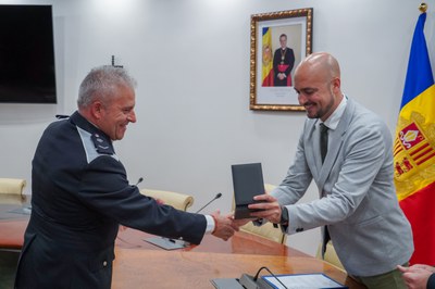 20241015 Medalles agents circulacio @ComuEncamp (79).jpg.