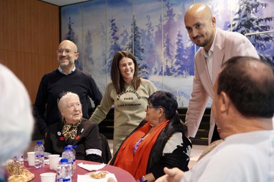 Castanyada per a la gent gran a Encamp.