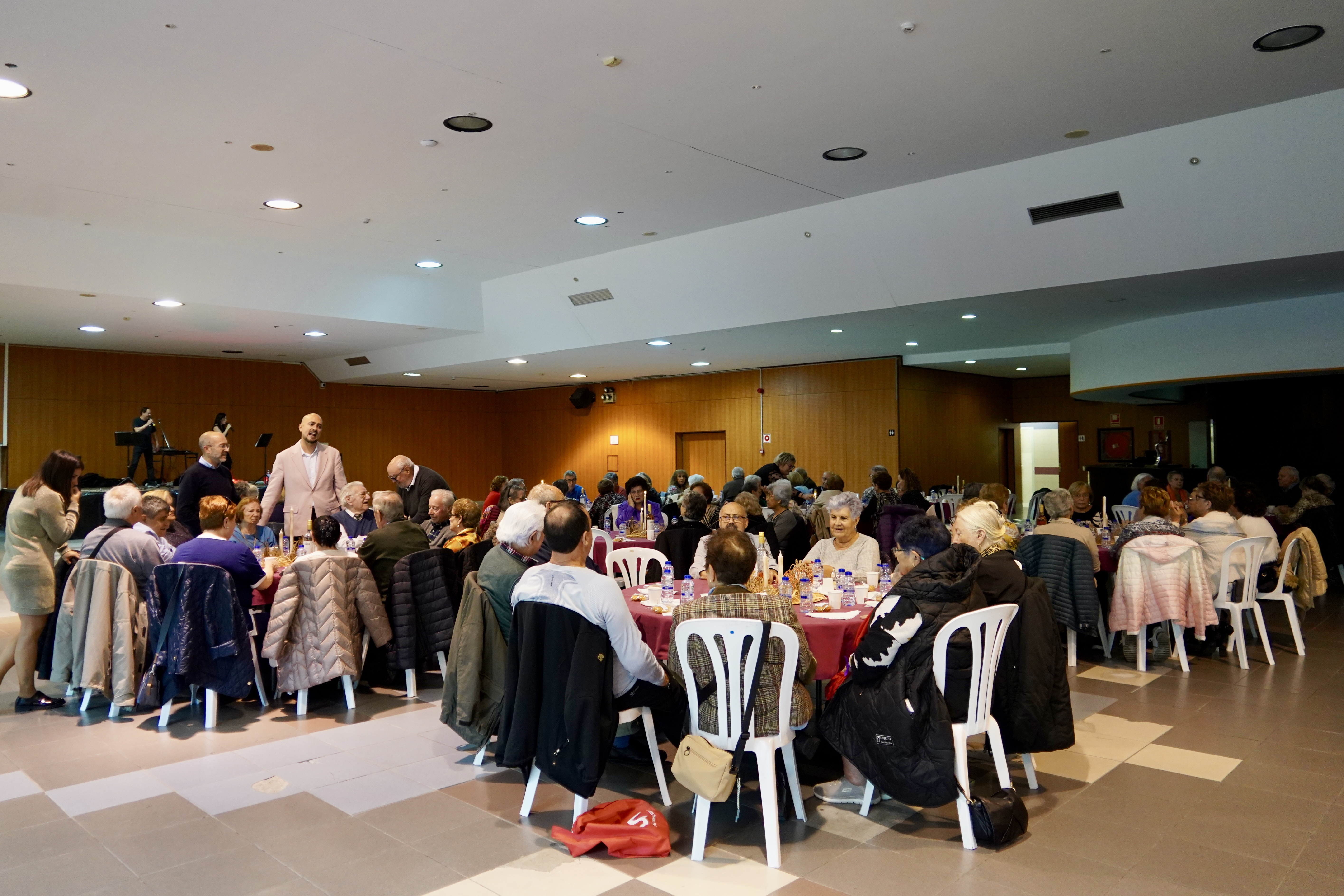 Castanyada per a la gent gran a Encamp