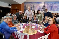 Encamp inicia les celebracions de la Castanyada amb el tradicional berenar de germanor per a la gent gran