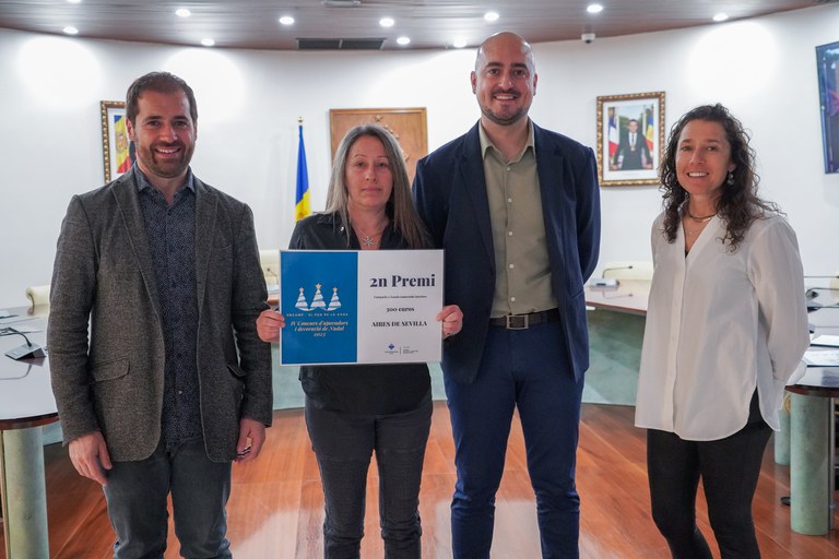 20240221 Premis concurs aparadors i decoracio de Nadal 2023 @ComuEncamp (15).jpg