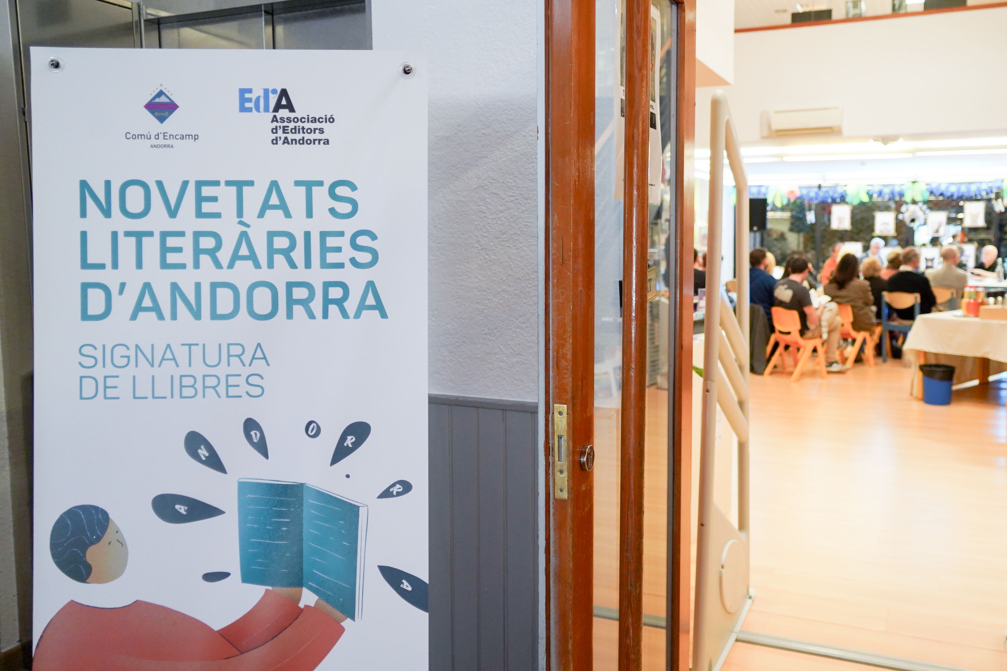 Taula rodona novetats literàries @ComuEncamp