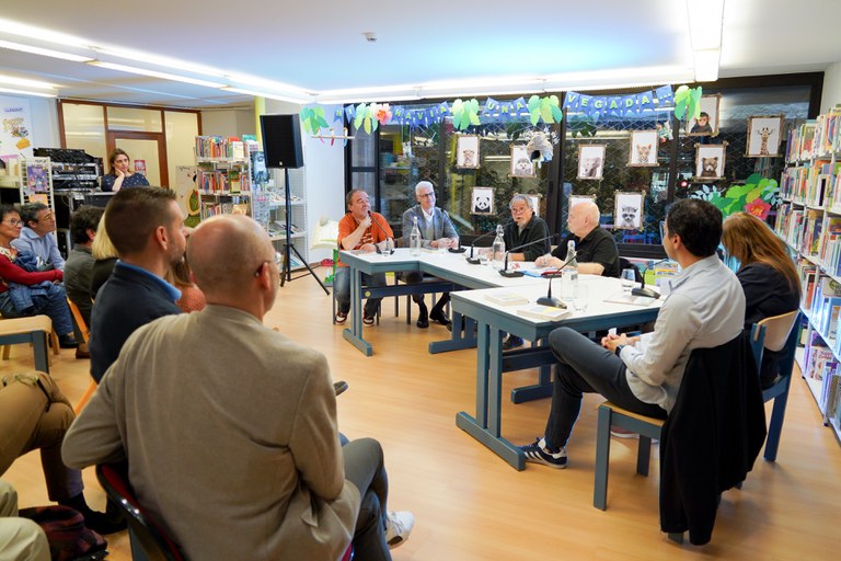 Taula rodona novetats literàries @ComuEncamp