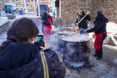 20250115 Escudella Pas de la Casa 2025 @ComuEncamp (73).jpg.