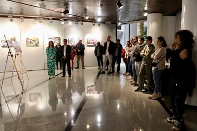 Inauguració de l'exposició 'Integrats' a casa comuna d'Encamp.