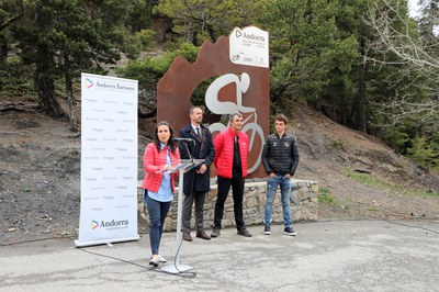 Inauguració escultura del ciclisme a la collada de Beixalís, Encamp..