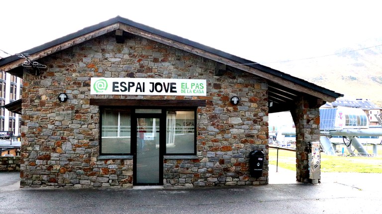 Espai Jove Pas-001.JPG