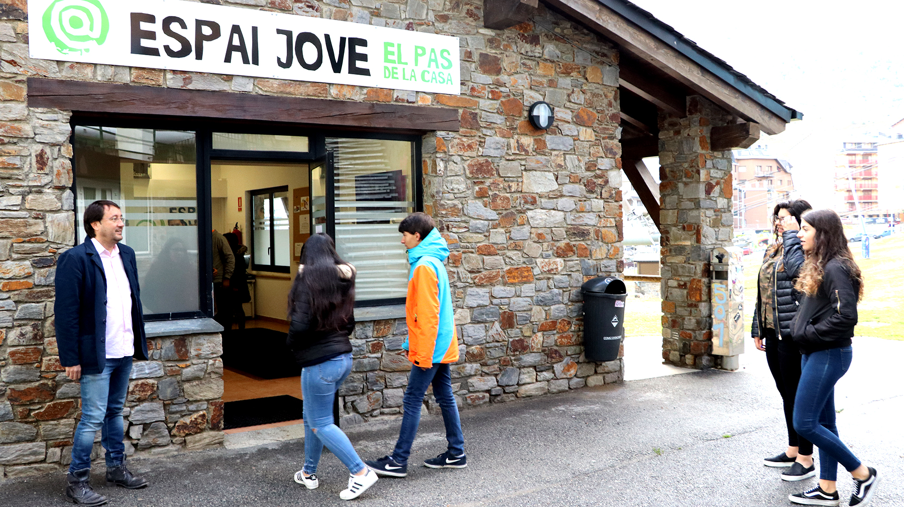 Espai Jove Pas-004.JPG