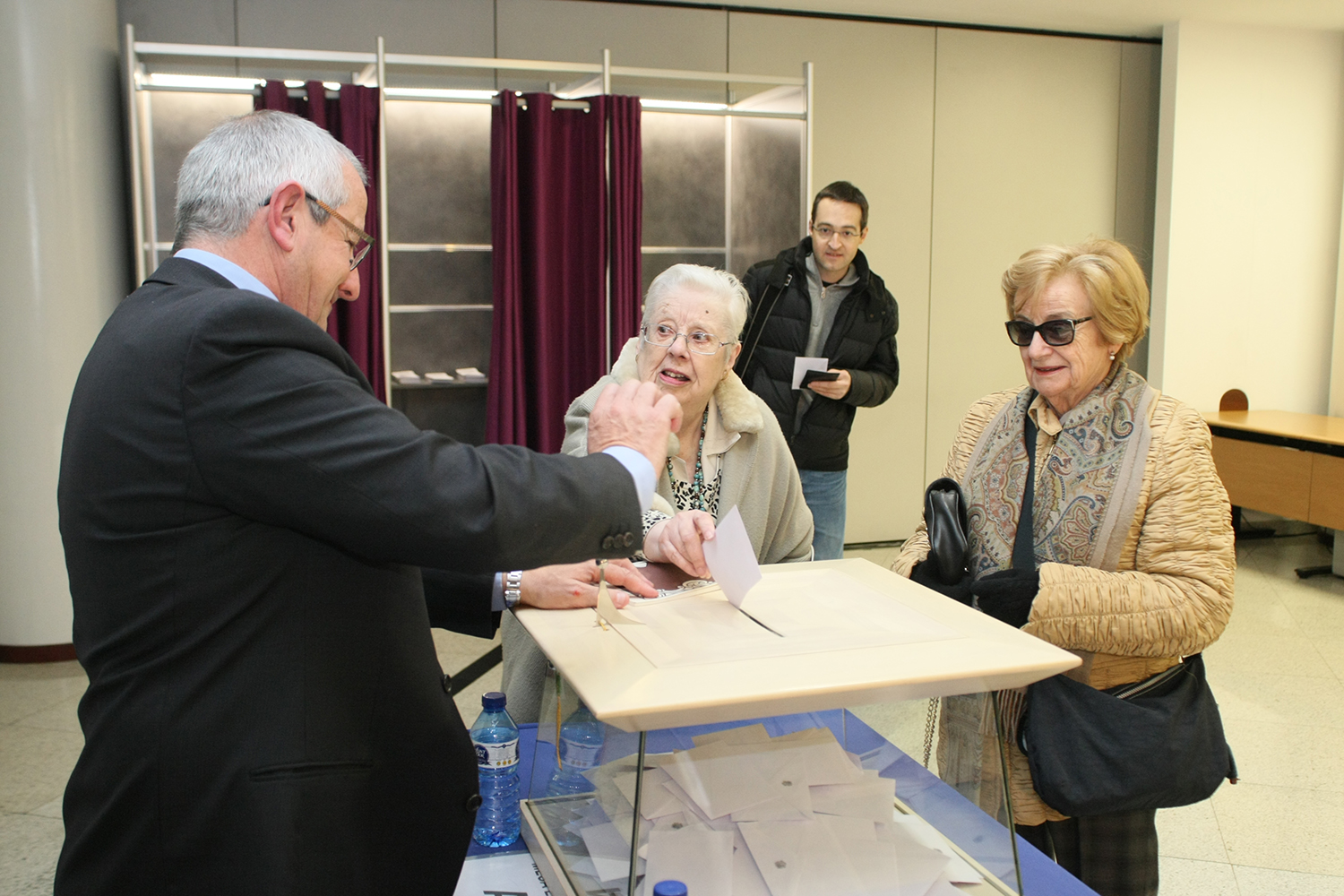 EC2015-089.JPG