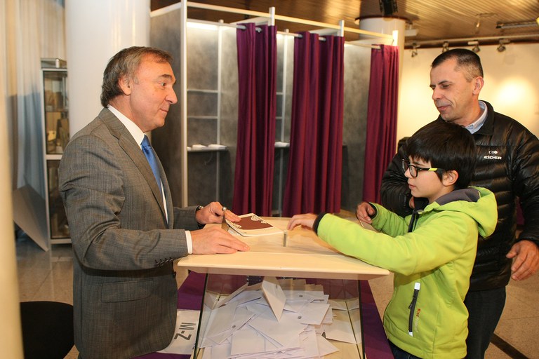 EC2015-101.JPG