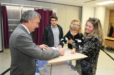 EC2015-103.JPG.