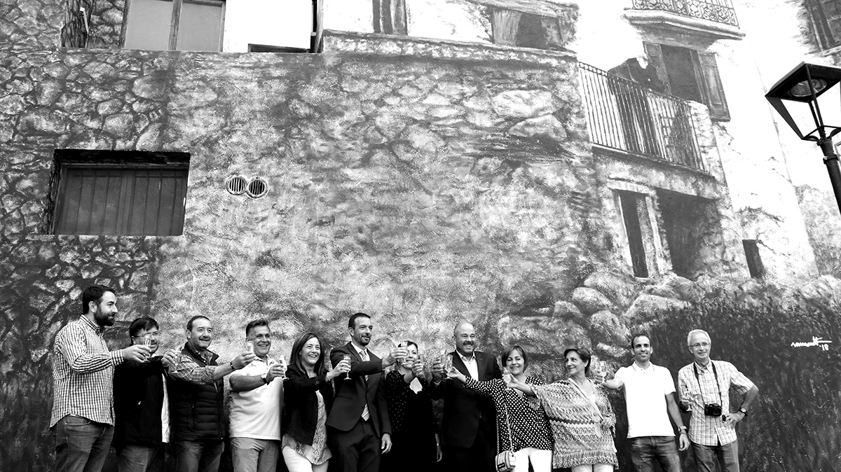 Inauguració mural Casa Viliella-008.jpg