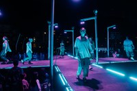 L’‘Encamp en clau de llum’ brilla al parc de l’Ossa amb tres espectacles immersius de música, dansa i poesia i centenars d’assistents