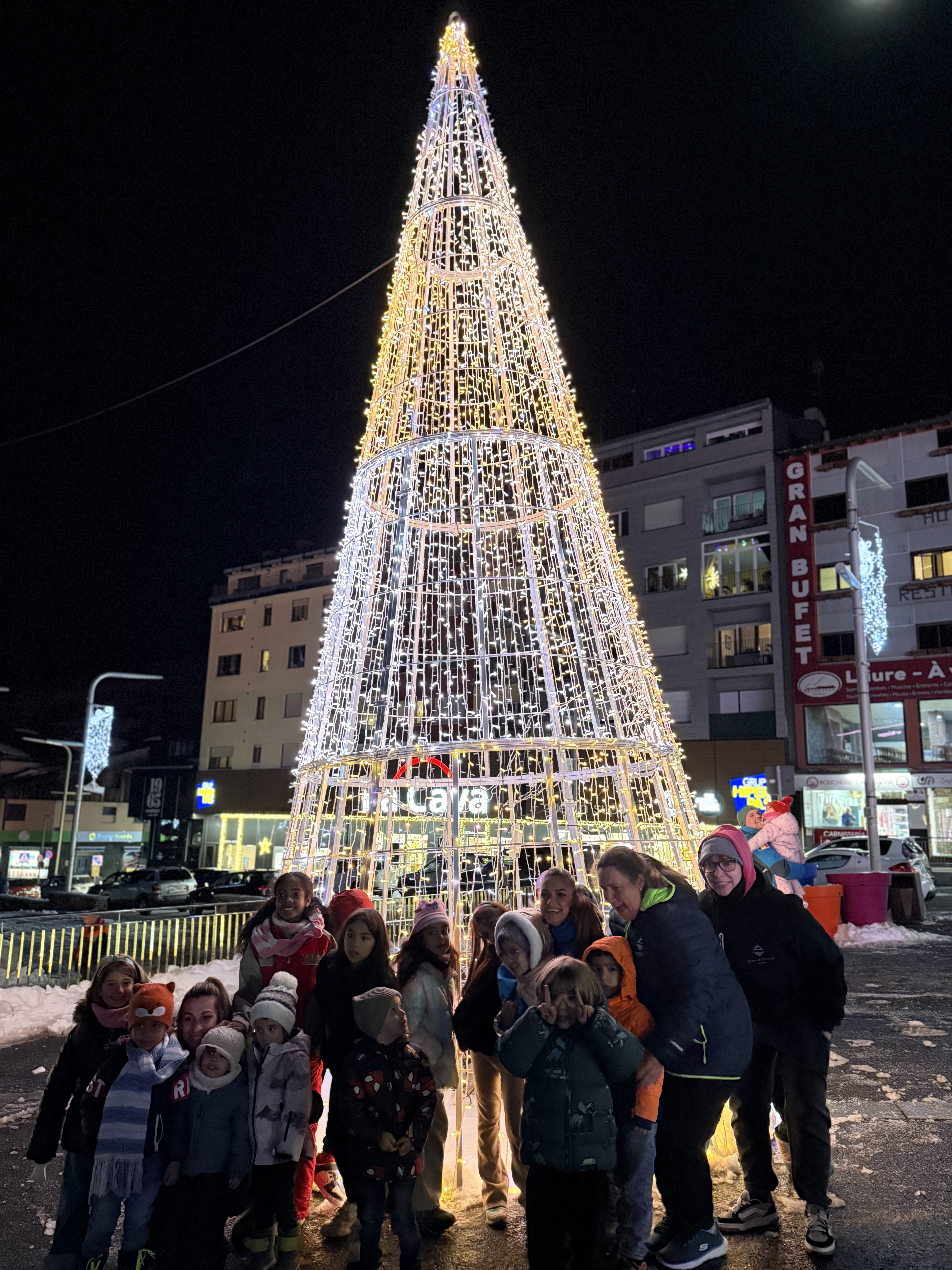 20251201 Encesa llums Pas de la Casa ComuEncamp (15).jpg