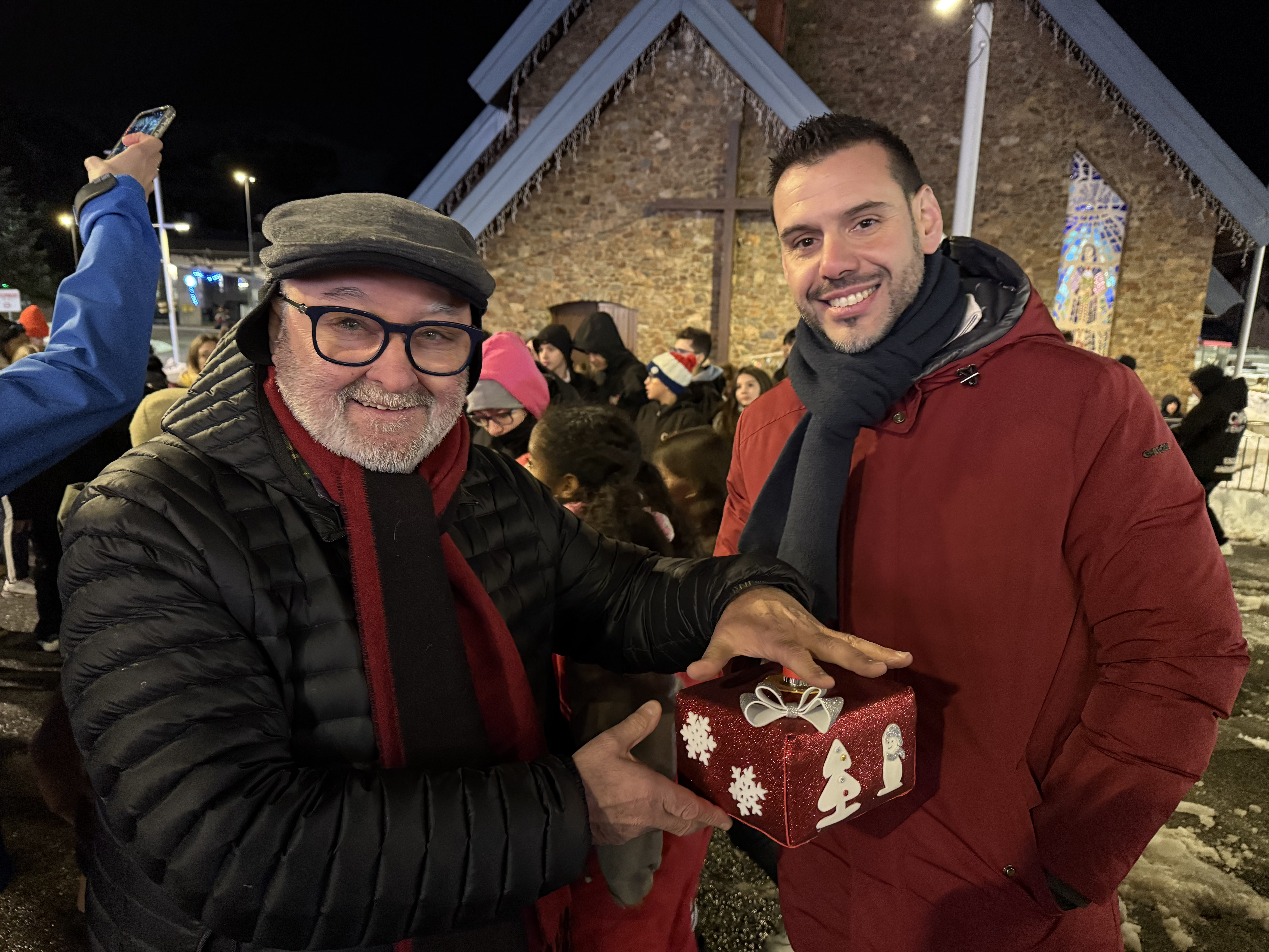 20251201 Encesa llums Pas de la Casa ComuEncamp (2).jpg