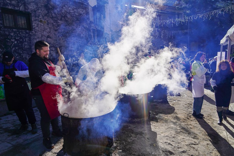 L'Escudella de Sant Antoni i els Encants d'Encamp 2024.jpg