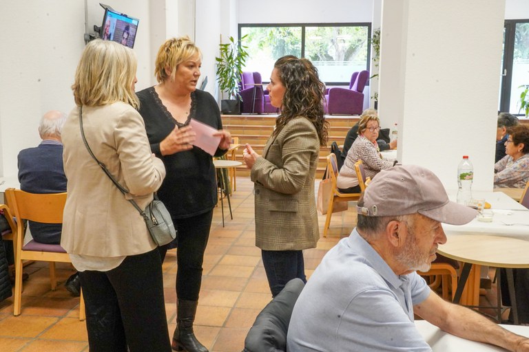 20250515 visita nou espai menjador i oci gent gran Encamp @ComuEncamp (17).jpg