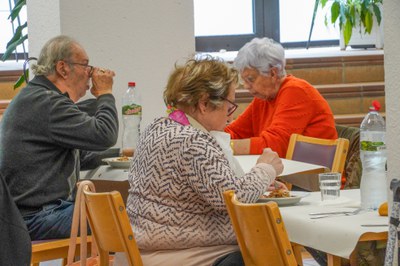 20250515 visita nou espai menjador i oci gent gran Encamp @ComuEncamp (2).jpg.