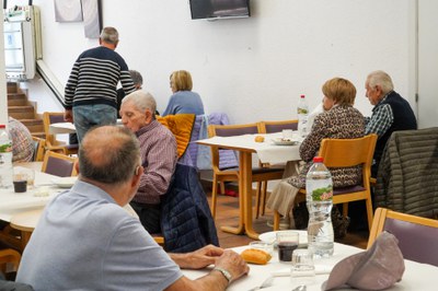 20250515 visita nou espai menjador i oci gent gran Encamp @ComuEncamp (3).jpg.