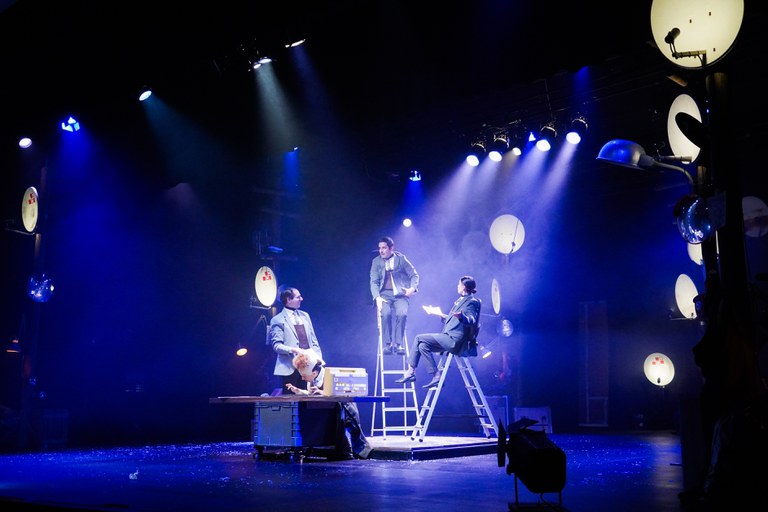 Obra teatral L'Anorak @ComuEncamp